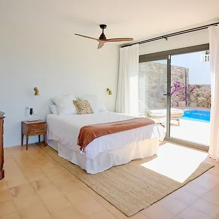 Romantic Sea Views On The Costa Brava *